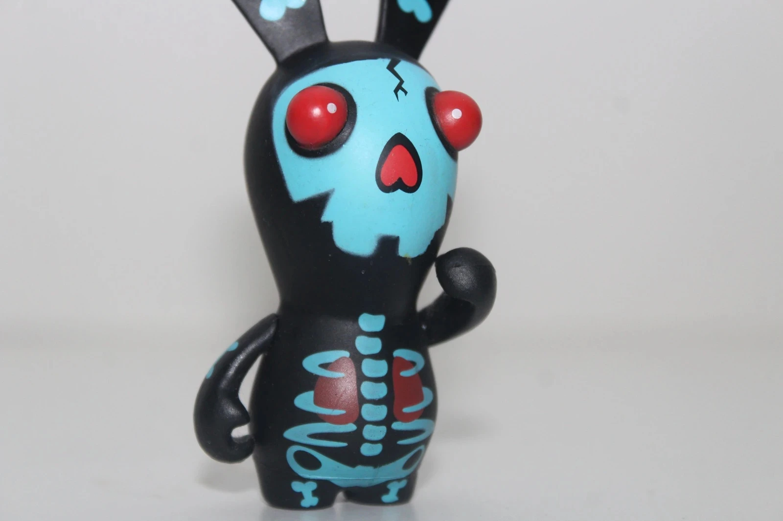 Figurine Lapin Crétin Skeleton Black - Ubisoft Artoyz Rabbids – photo 2